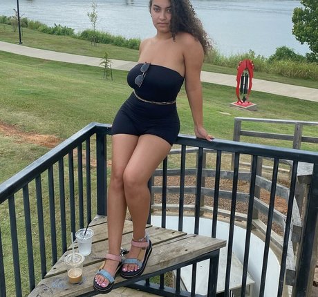 Kennedy Norwood ポルノスター セックス 写真