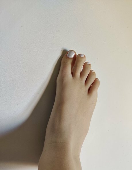 feet amana ポルノスター 可愛い 写真
