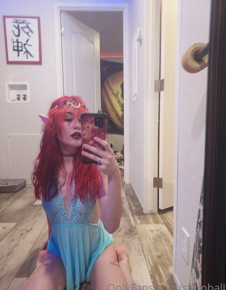 妊娠中のアジア人オンリーファンズ アートヌード 画像