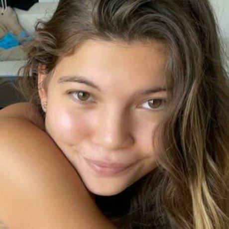 かわいいフェラチオOnlyFans ポルノ 写真