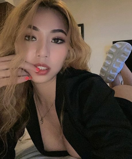 laurieb 69 エロティックなポルノスター 写真