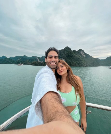 Sonali Malhotra ポルノスター 写真