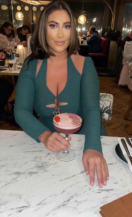 甘いおまんこオンリーファンズ アートポルノ ギャラリー