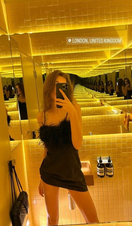 izemmania セクシーなスター 写真