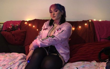 prettywavvy セックスポルノスター 画像