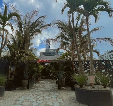 BBW フェイシャル OnlyFans セクシー裸 写真