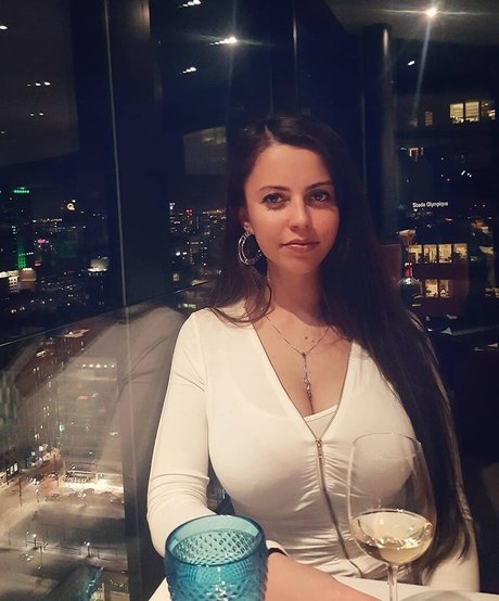 Victoria Boiadgieva ヌードモデル 写真