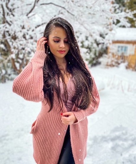 Victoria Boiadgieva アートポルノスター ギャラリー