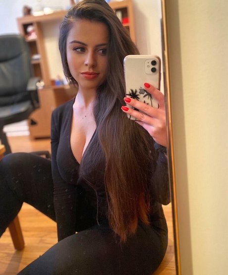 Victoria Boiadgieva トップモデル 写真