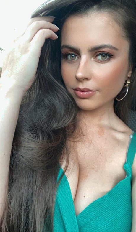 アジアンヨガ オンリーファンズ アダルト無料 画像