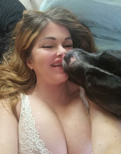 痩せたアジア人ティーン OnlyFans ホットヌード 画像