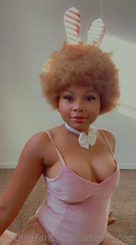 artemisjpeg ホットなスター 写真