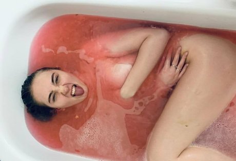 ティーントランスオンリーファン アートヌード 写真