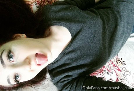 小柄なブロンドの熟女OnlyFans ホットポルノ 写真