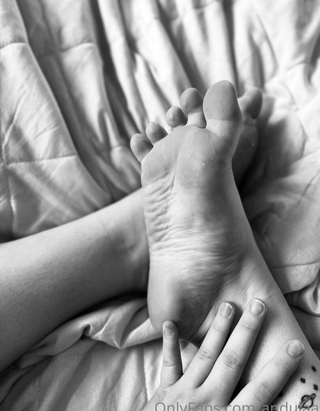 甘いおまんこオンリーファンズ セクシーxxx 写真