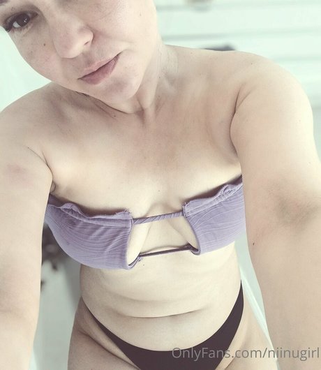 niinugirl xxxモデル 写真