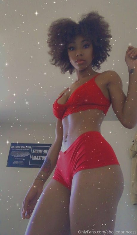 19歳のOnlyFans 無料アダルト 画像