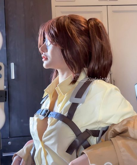 ivyyvon ホットなポルノスター 写真