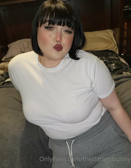 興奮した看護師OnlyFans ホット 写真