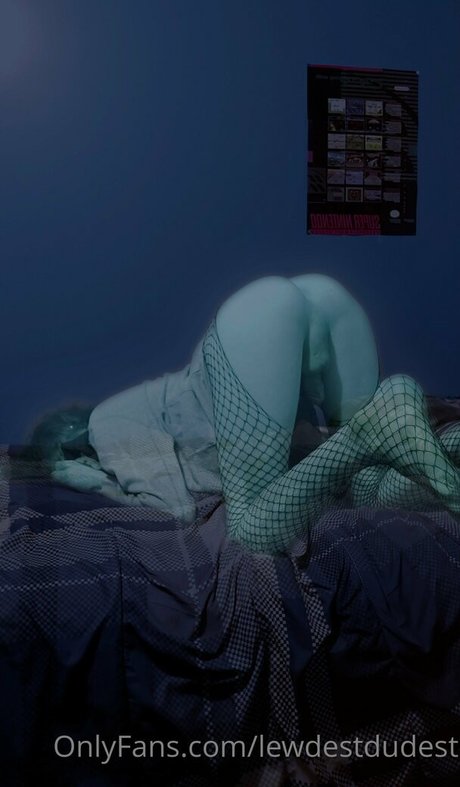 中出しオンリーファンズ HD 写真