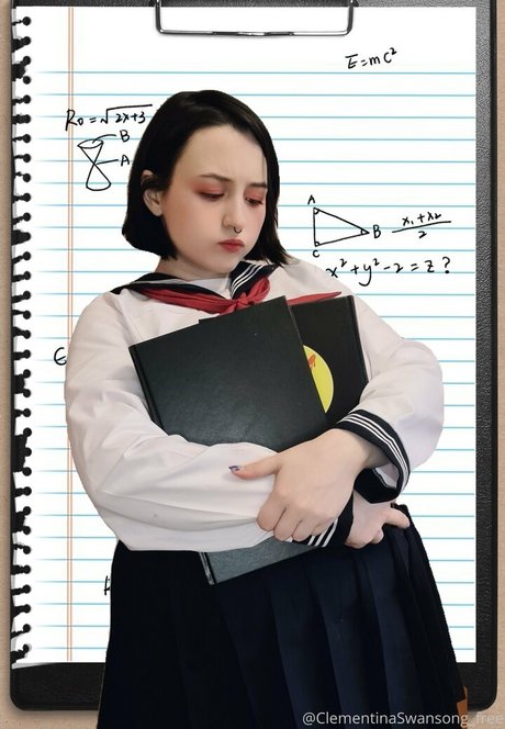 clementinaswansong free 裸のポルノスター 写真