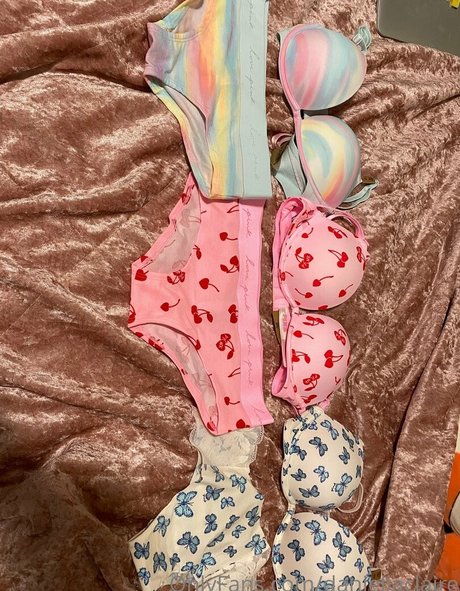 daniellaclaire 美しいスター 写真