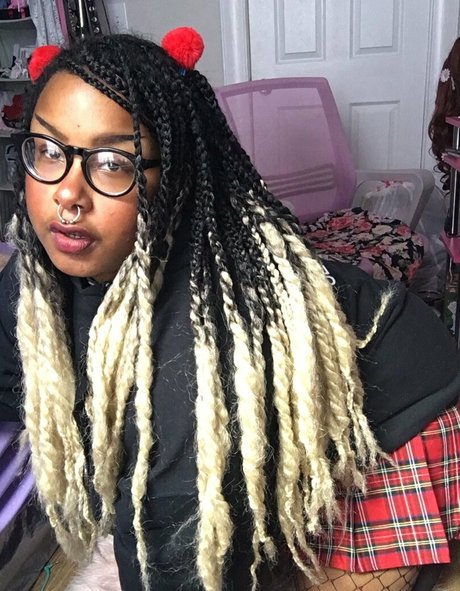 lilithlondon XXXモデル 写真