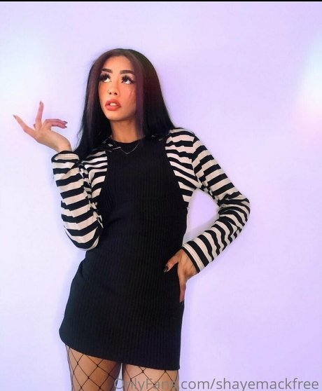 shayemackfree エロティック女優 写真