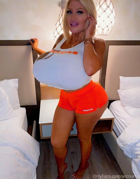 パウグプリンセスOnlyFans セクシーxxx 画像