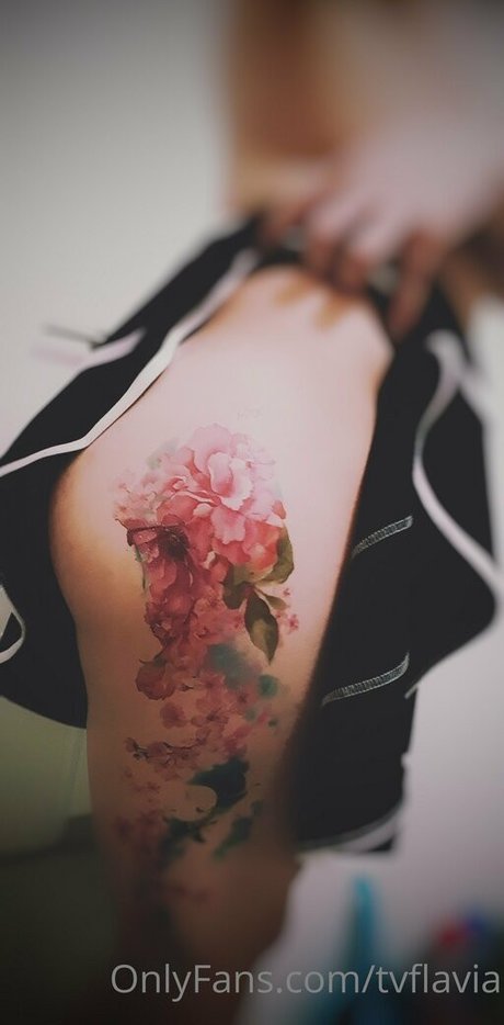 tvflavia スター 裸 ギャラリー