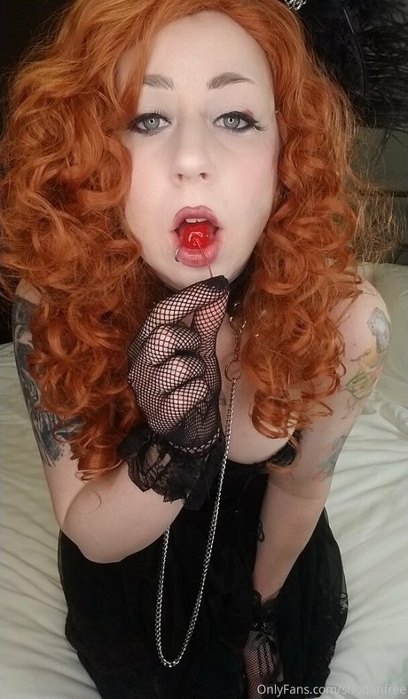 shodanfree セクシーなポルノスター 画像