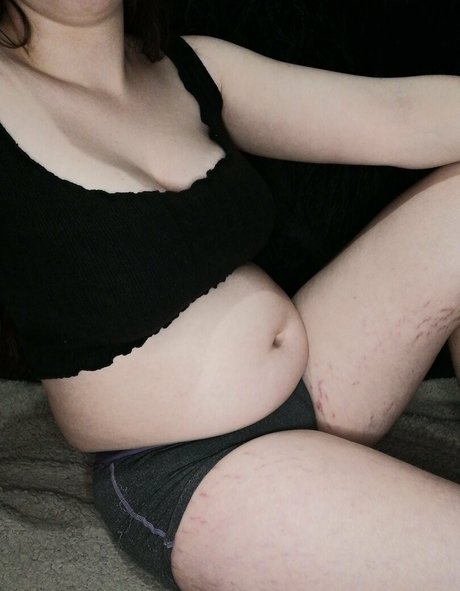 chubbycanary ヌードモデル 写真