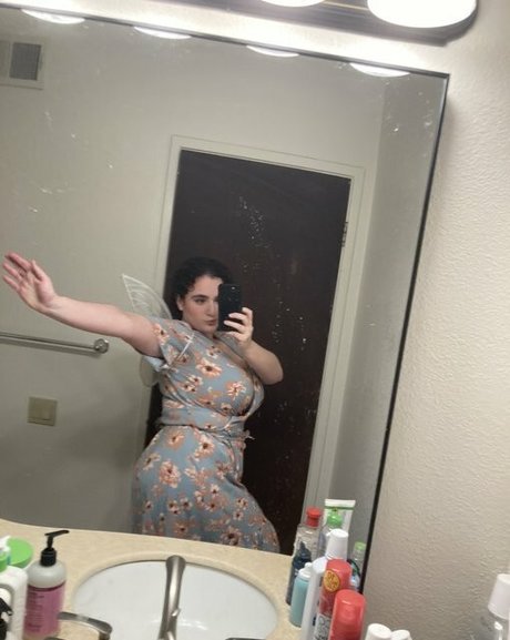 Alida Roos エロティックなポルノスター 画像