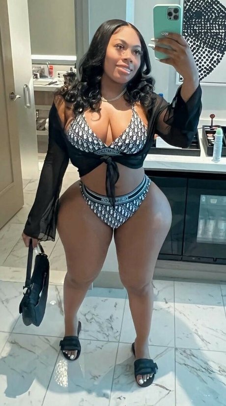 IAmThomasina ヌードモデル アーカイブ