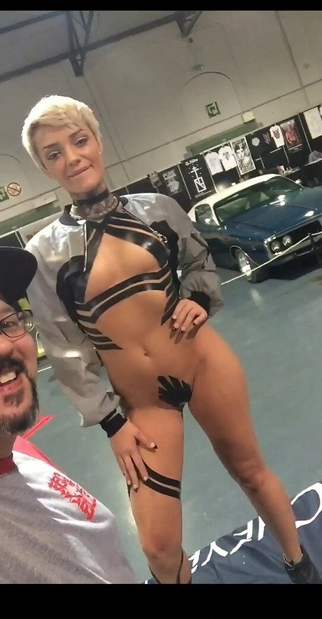 JOIティーンオンリーファンズ アートポルノ ギャラリー