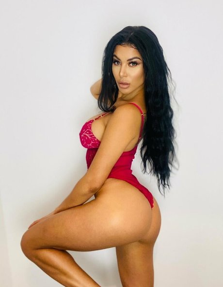 oliviaberzinc トップスター 画像