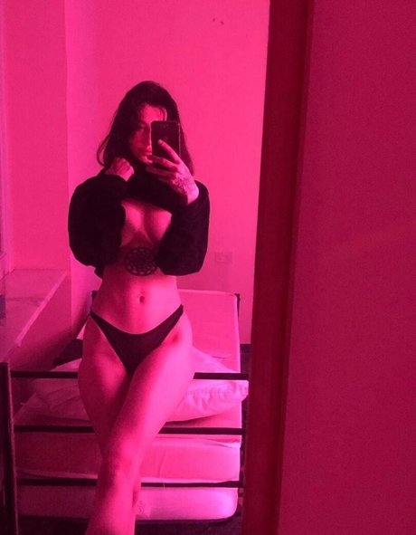 アマチュアヌードオンリーファンズ ベスト 画像