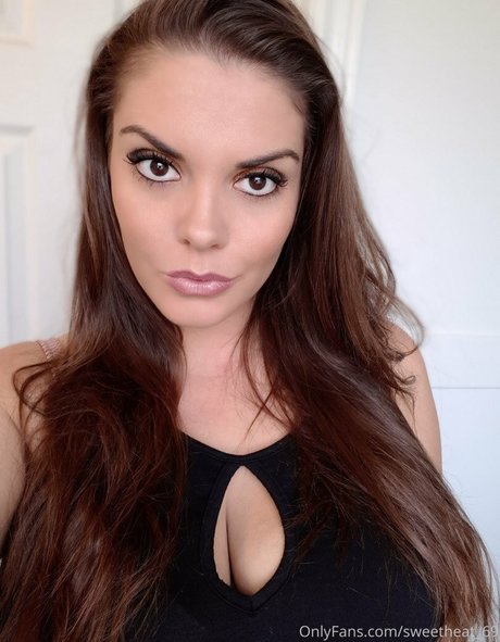 フィットネス xxx onlyfans 無料ヌード ギャラリー