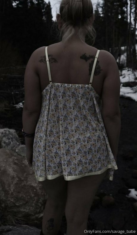 女性の筋肉オンリーファンズ アートヌード ギャラリー