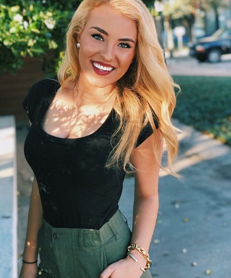 アマチュアヌードオンリーファンズ トップ 画像