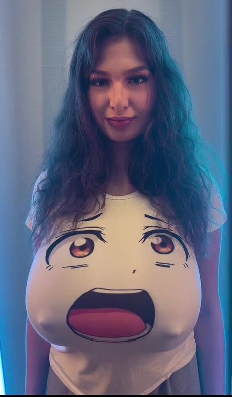 Estallia ヌードモデル 写真