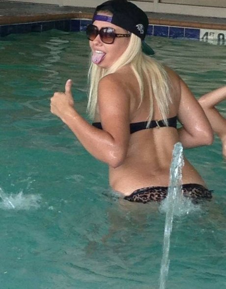 大学生のオンリーファンズ 無料セクシー 写真