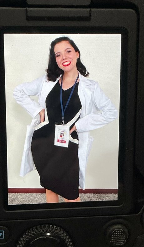 dandyindistress 完璧なポルノスター アーカイブ