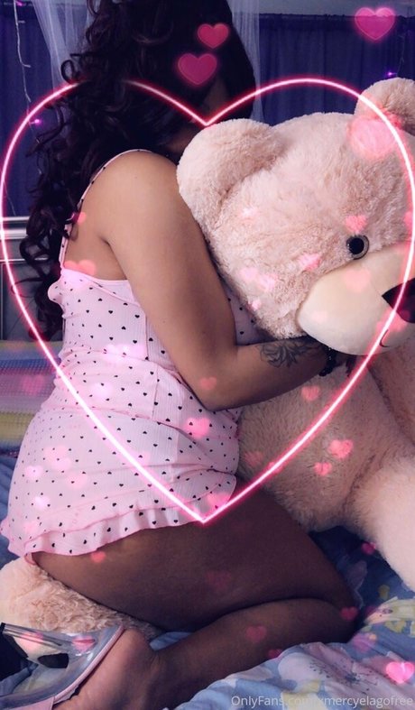 赤毛ティーンオンリーファンズ トップ 写真