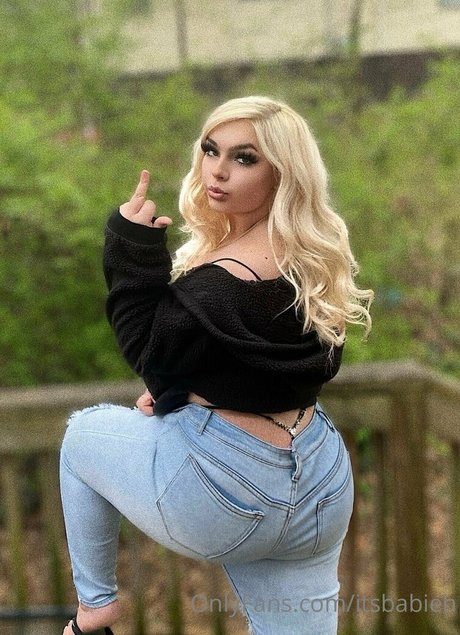 ラバーオンリーファン 無料ヌード 写真