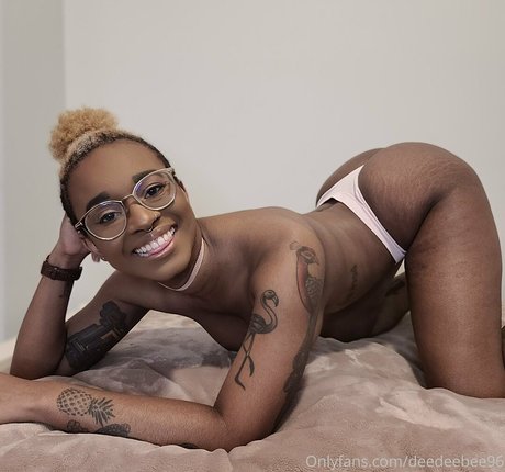 自然な赤毛のオンリーファンズ 無料 写真