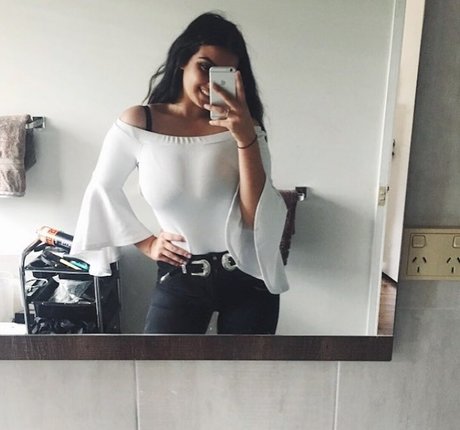 騎乗位熟女OnlyFans 無料エロ 写真