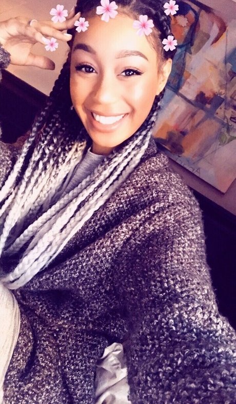 Nia Simone 素敵なスター ギャラリー