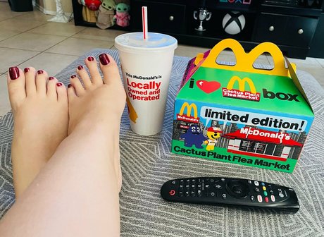 momiifeet アダルトモデル ギャラリー