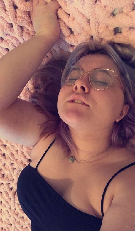 galadrielevelyn アートモデル 画像